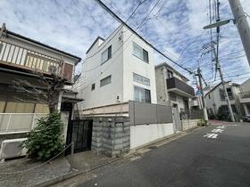 東京都世田谷区上馬３丁目