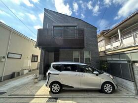 東京都世田谷区上馬3丁目