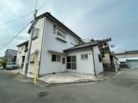 香川県綾歌郡宇多津町岩屋