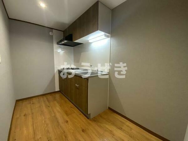 detached 神奈川県横浜市南区井土ケ谷上町

地図を見る