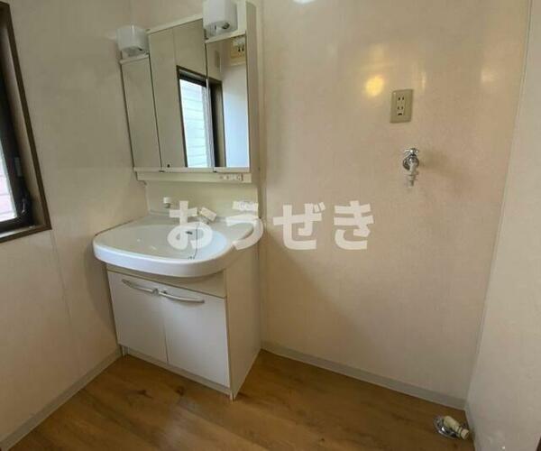 detached 神奈川県横浜市南区井土ケ谷上町

地図を見る