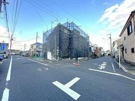 東京都足立区六木２丁目