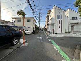 東京都狛江市岩戸南２丁目