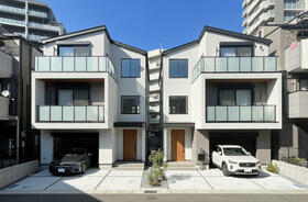 東京都新宿区東五軒町