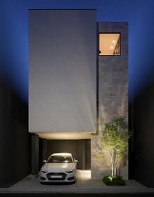 東京都新宿区市谷砂土原町３丁目