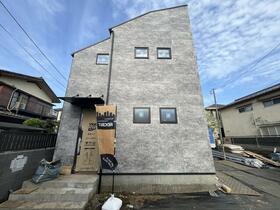 東京都杉並区久我山３丁目