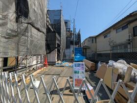 東京都杉並区久我山３丁目