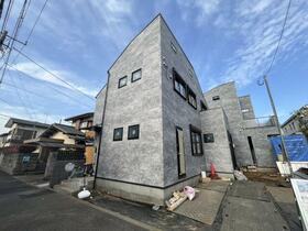 東京都杉並区久我山３丁目