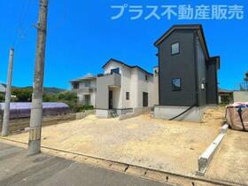 福岡県那珂川市王塚台１丁目
