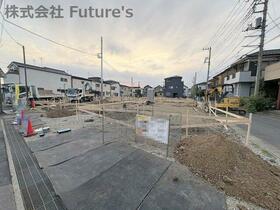 埼玉県三郷市戸ケ崎５丁目