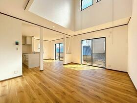 愛知県豊田市平山町６丁目