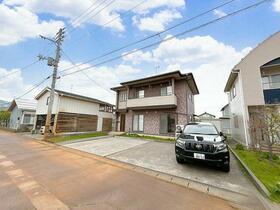 新潟県西蒲原郡弥彦村美山
