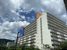 湯河原ロイヤルハイツ