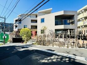 バースシティ・ザマーク・鷺沼