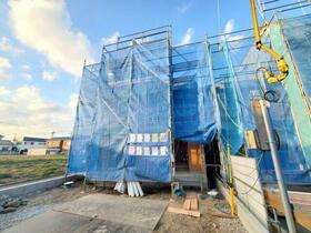 埼玉県三郷市戸ケ崎３丁目