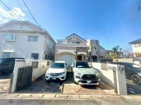 埼玉県吉川市高久１丁目