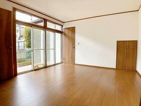 茨城県土浦市中高津１丁目