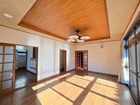 群馬県館林市美園町