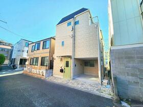 東京都新宿区中落合３丁目