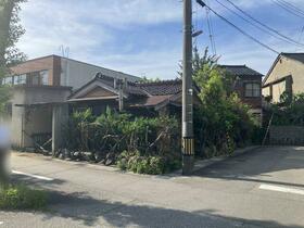 富山県富山市弥生町１丁目