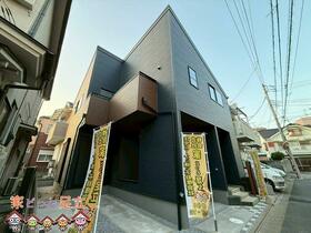 東京都足立区西保木間１丁目
