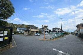 福岡県筑紫野市光が丘１丁目