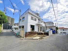 神奈川県横浜市港北区新吉田東１丁目