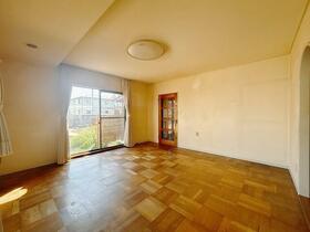 群馬県前橋市広瀬町１丁目