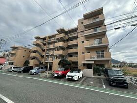 グランドハイツ第３三郎丸