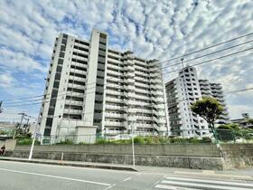 スカイハイツ和白ケ丘東館