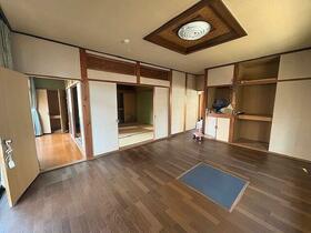 埼玉県加須市久下４丁目