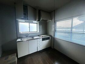 福岡県北九州市小倉南区葛原本町３丁目