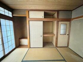 埼玉県所沢市大字荒幡