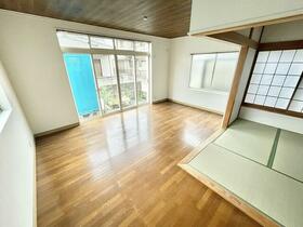埼玉県大里郡寄居町大字用土
