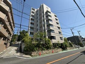 グランドメゾン本山春里町