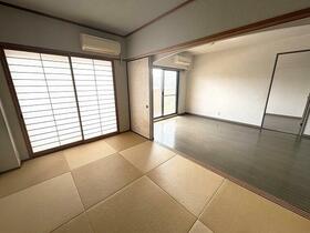 KEM広島市東区戸坂千足2期 フローレンス戸坂402号室