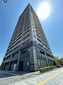 タワー・ザ・ファースト