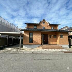 富山県富山市西田地方町３丁目