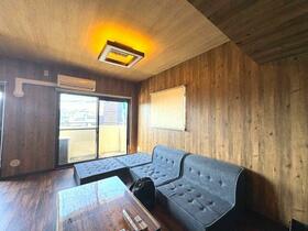 ライオンズマンション五井　２階