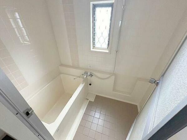 detached 東京都多摩市連光寺１丁目

地図を見る