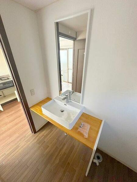 detached 東京都多摩市連光寺１丁目

地図を見る