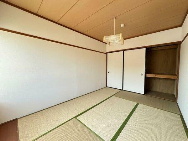 apartment 茨城県笠間市吉岡
地図を見る