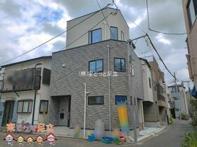 東京都足立区西新井本町１丁目