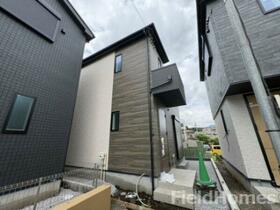 神奈川県秦野市曽屋１丁目