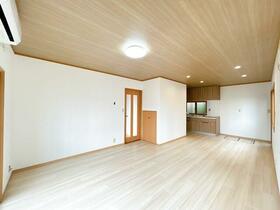山形県東田川郡庄内町余目字館之内
