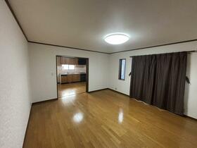 埼玉県草加市青柳５丁目