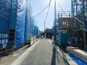 埼玉県三郷市彦糸１丁目