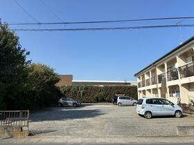 埼玉県入間郡毛呂山町大字川角