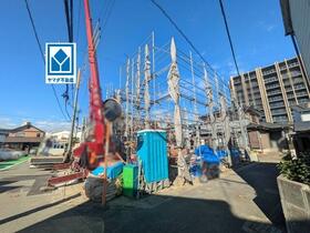 福岡県福岡市博多区諸岡３丁目