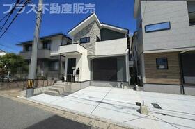 福岡県福岡市博多区諸岡３丁目